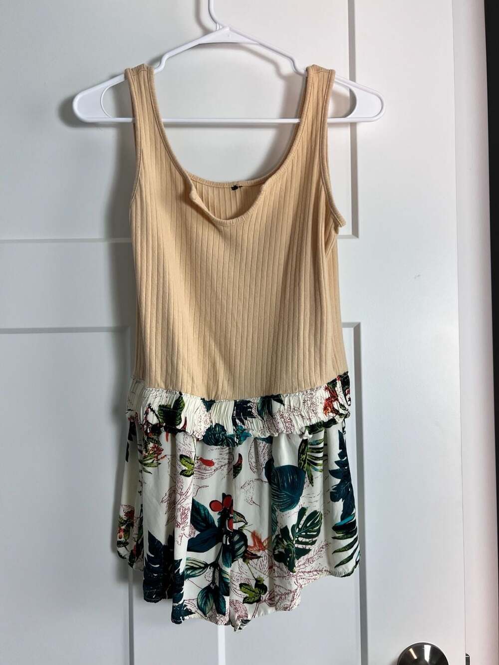 SHEIN VCAY Sleeveless Tropical Floral Print Tank Romper with Paper Bag Waist